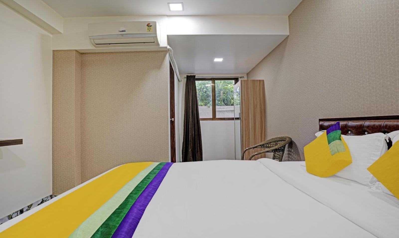 Glitz Hotels Golden Birds - Mahape, Nova Bombaim Exterior foto