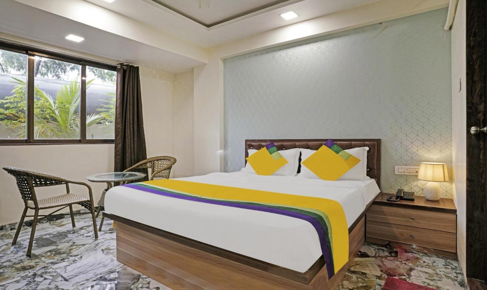 Glitz Hotels Golden Birds - Mahape, Nova Bombaim Exterior foto