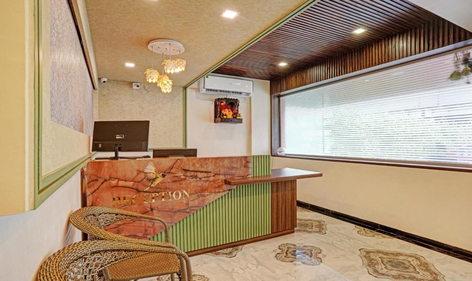 Glitz Hotels Golden Birds - Mahape, Nova Bombaim Exterior foto